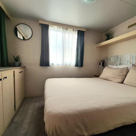 Comfortabele Familie Chalets Met Veranda Incl Airco Dichtbij Zee! เวียเรจโจ ภายนอก รูปภาพ