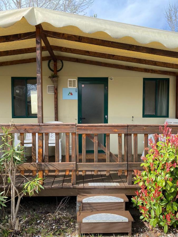 Comfortabele Familie Chalets Met Veranda Incl Airco Dichtbij Zee! เวียเรจโจ ภายนอก รูปภาพ