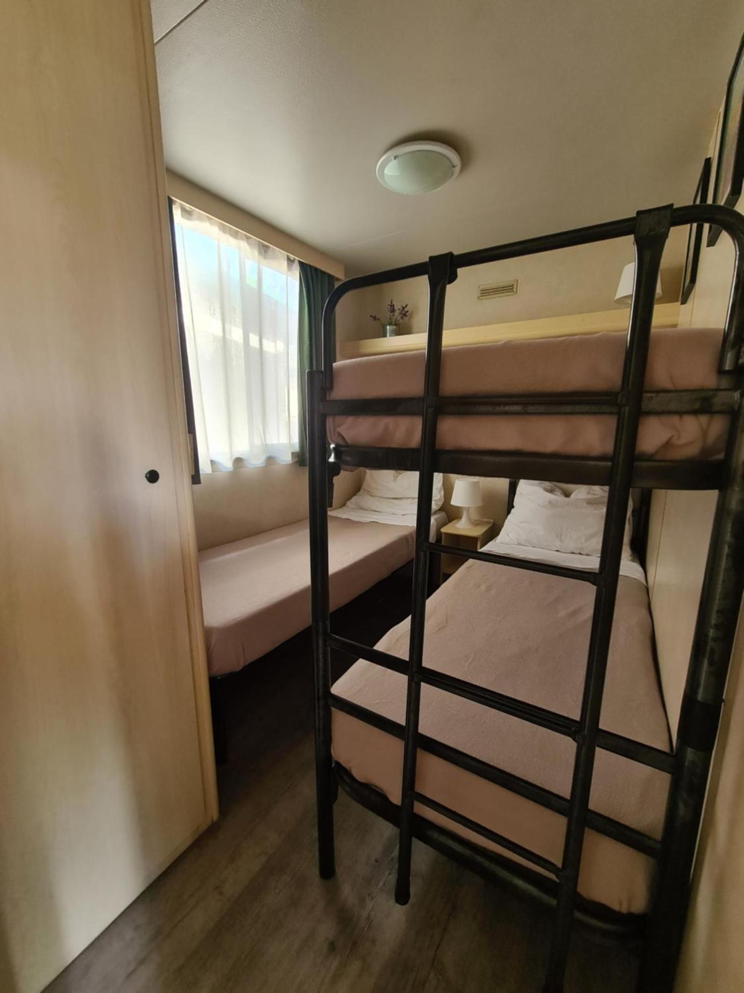 Comfortabele Familie Chalets Met Veranda Incl Airco Dichtbij Zee! เวียเรจโจ ภายนอก รูปภาพ